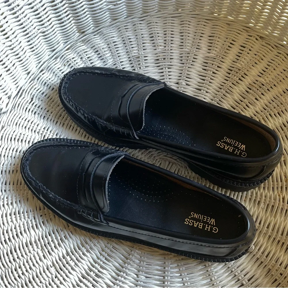 G.H.BASS Weejuns® Whitney Super Lug Loafers - Picture 4 of 5